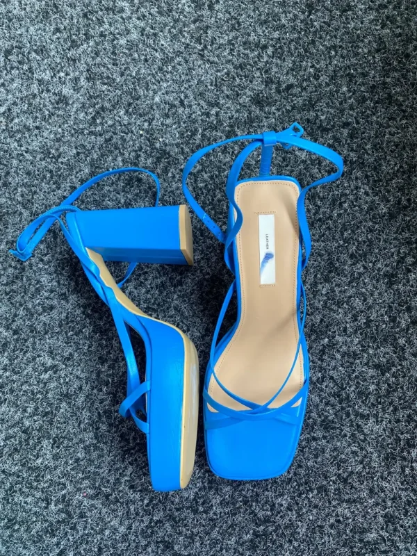 صندل  H & M - کد 1136900741456835 - Image 2
